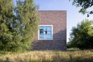 Residence, guest studio